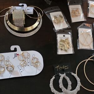 Lot of Gold Fashion Women's Jewelry Set